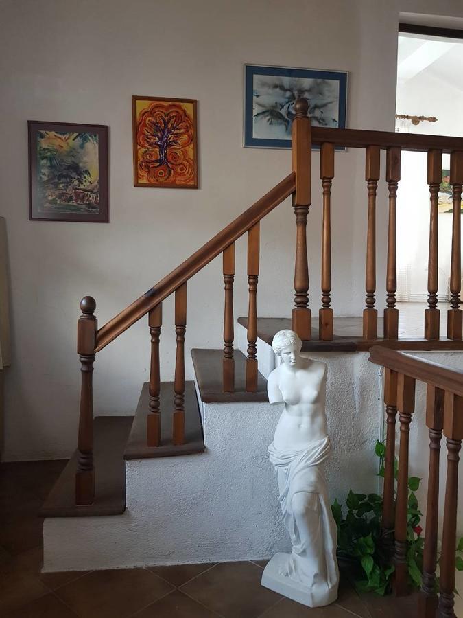 ספרבה בניה Art Studio מראה חיצוני תמונה